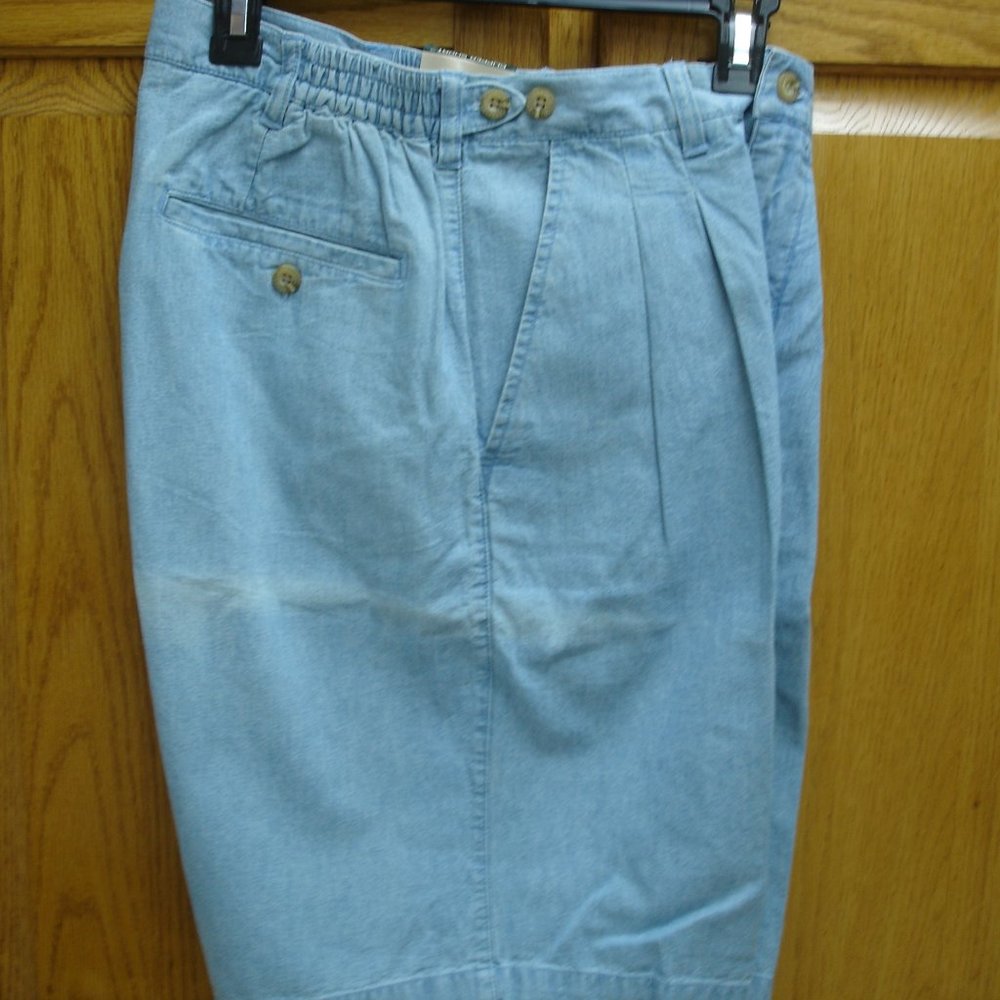 NWOT MEN'S CATALINA CLIPPER CHAMBRAY SHORTS SZ 32
